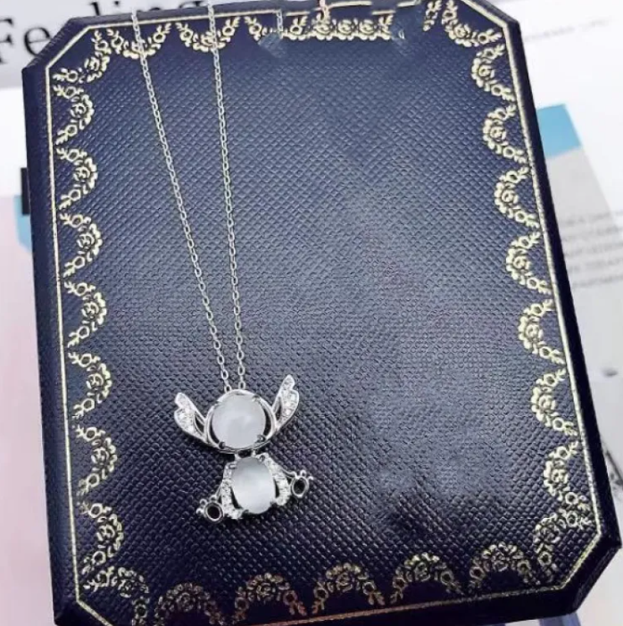 Shine Crystal Necklace